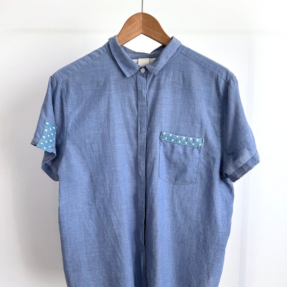 H&M short sleeve button-down chambray cotton shirt